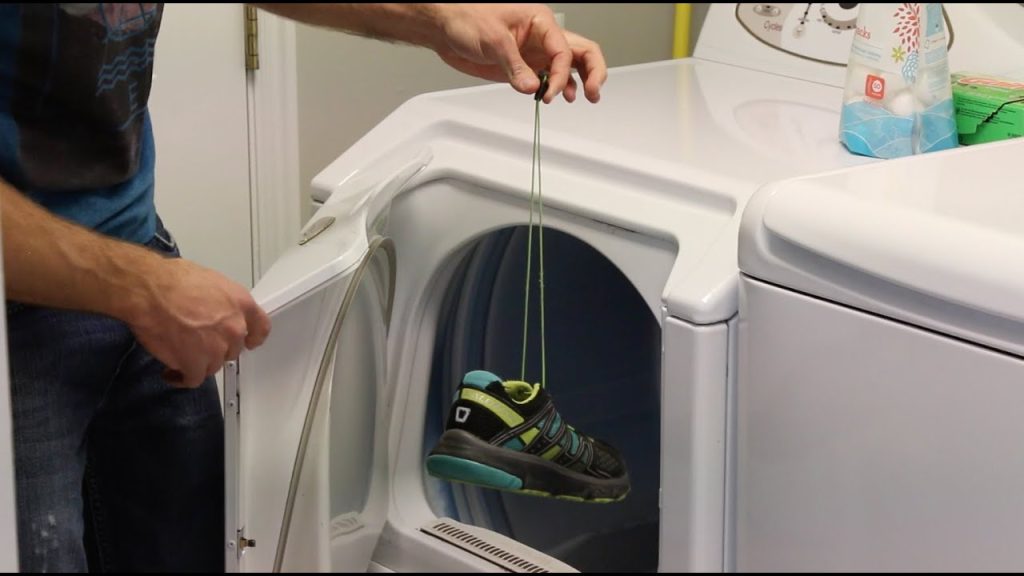 How to Dry Tennis Shoes in Dryer