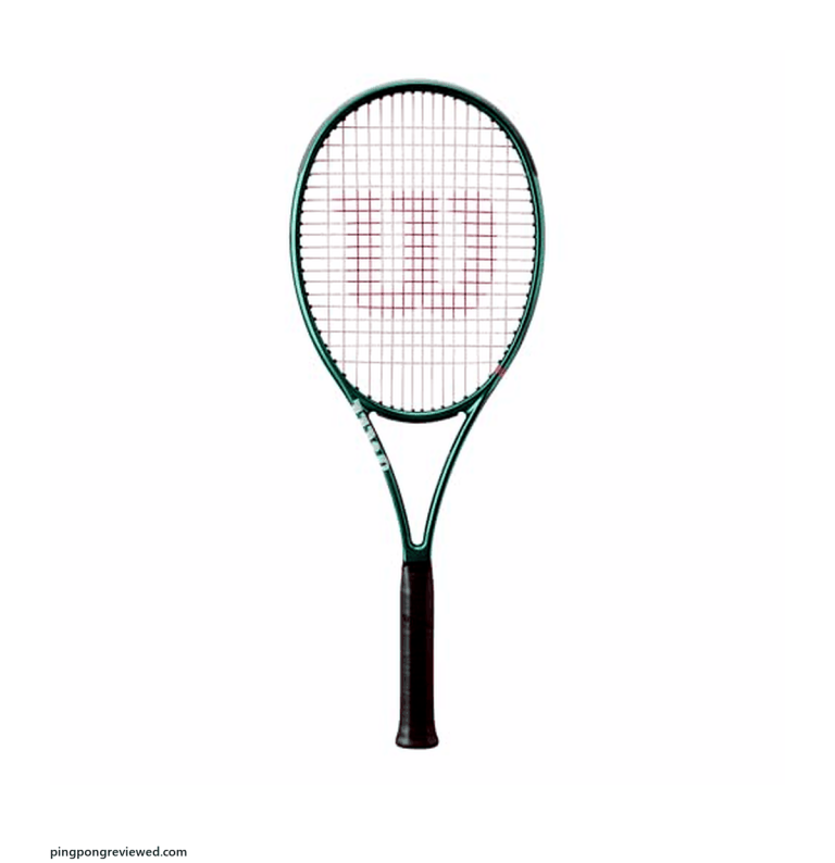Wilson Blade 98 V10 tennis racquet